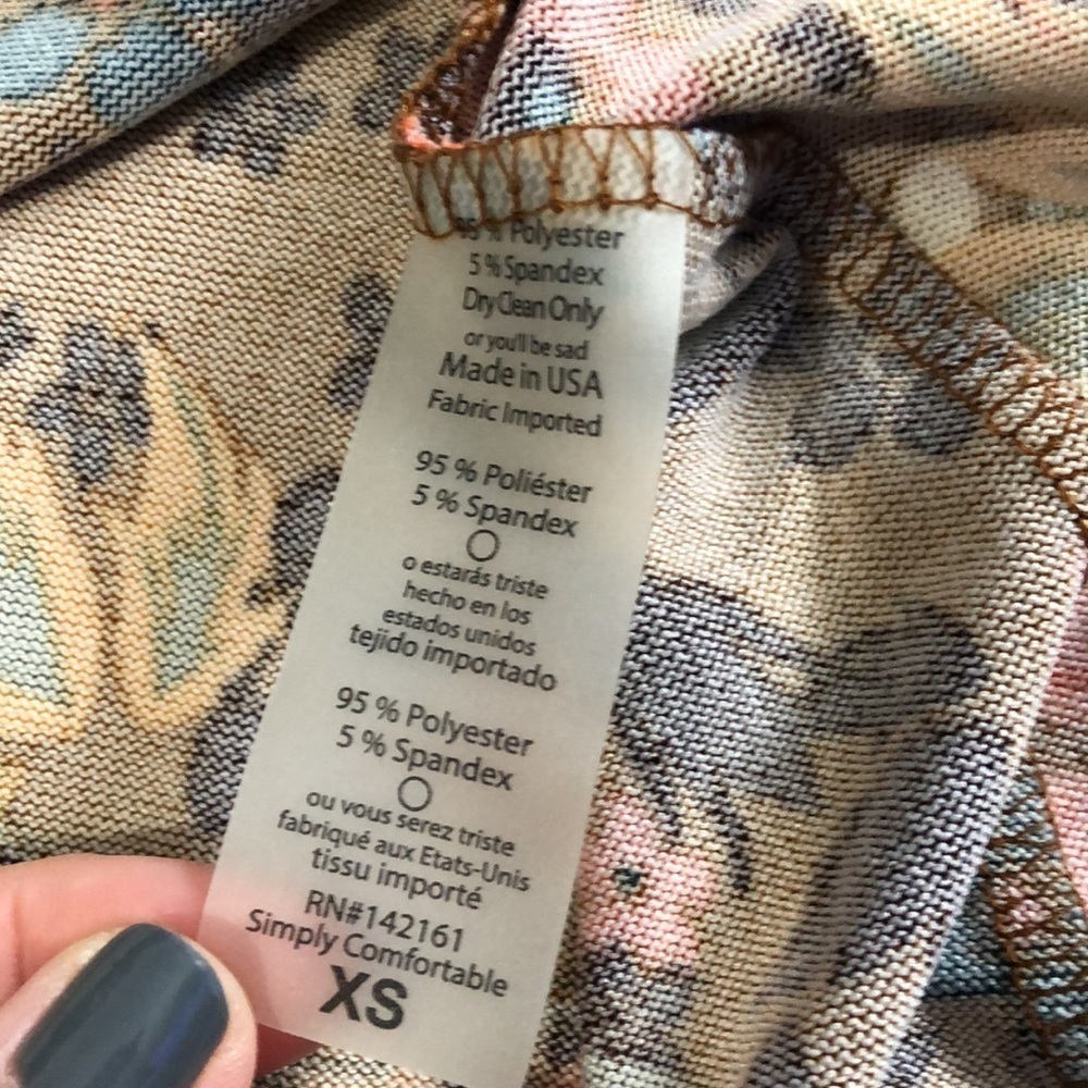 LuLuRoe floral duster size XS EUC - Picture 6 of 7